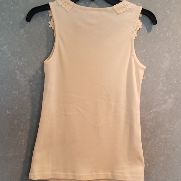 Top - Picture 3 of 4